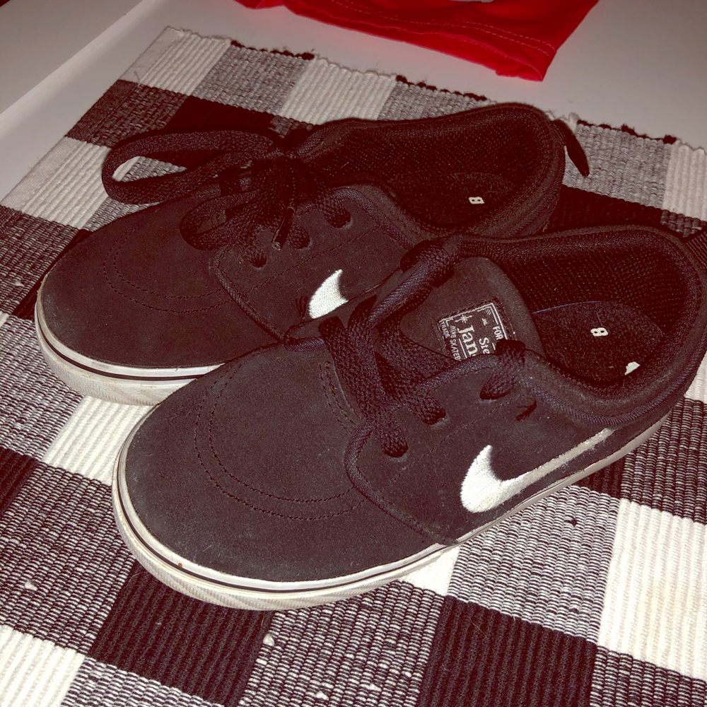 Toddler Nike’s